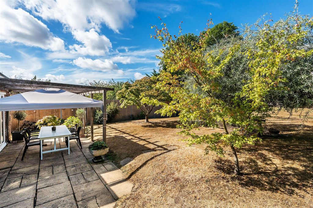 Property photo 2 of 25 Springfield-4.Jpg