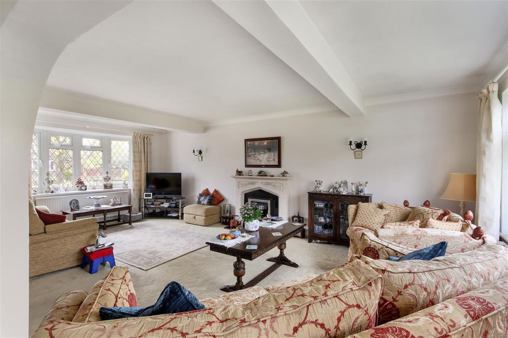 Property photo 2 of 17 63454_020.Jpg
