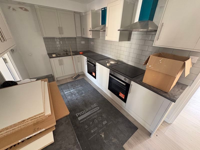 Property photo 3 of 4 Photo 6