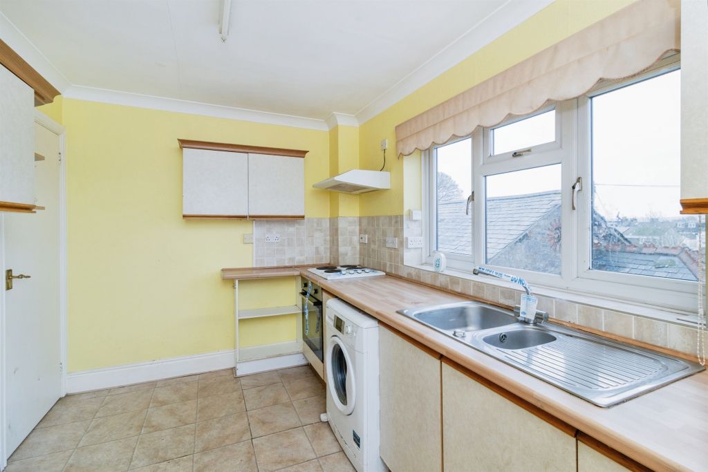 Property photo 2 of 14