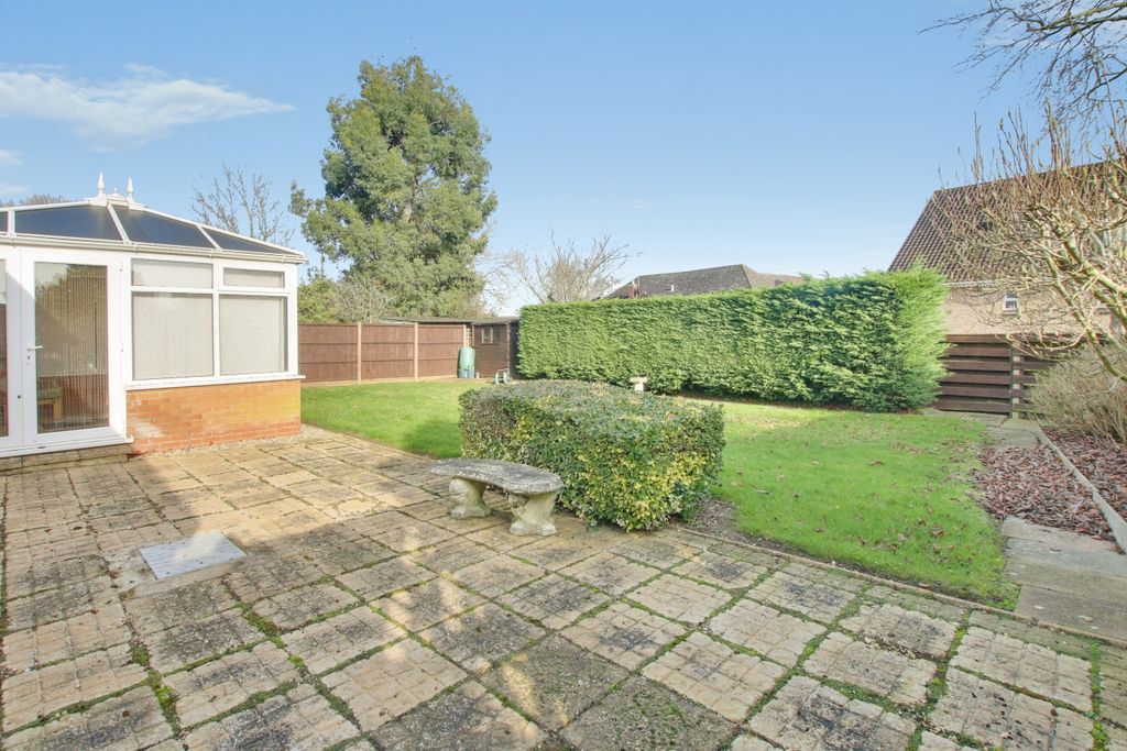 Property photo 2 of 15