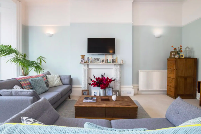 Property photo 2 of 13