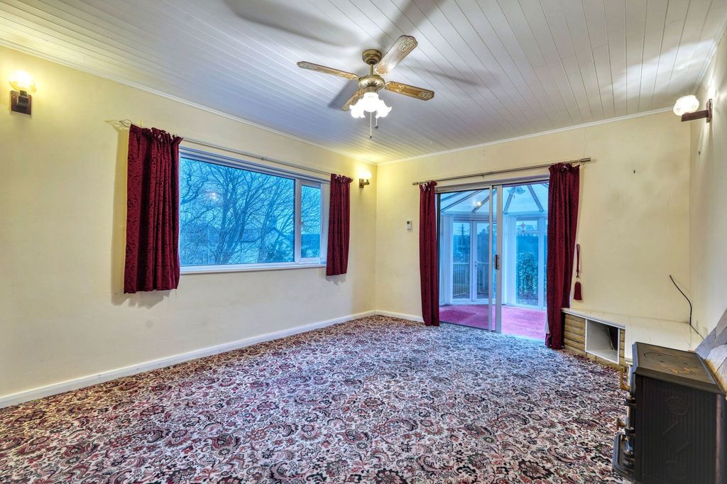 Property photo 3 of 22