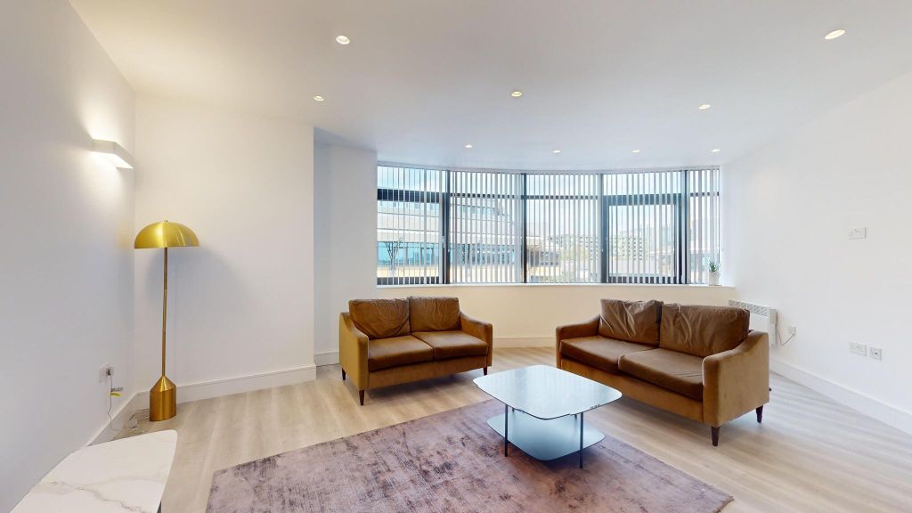 Property photo 1 of 20 Living Room