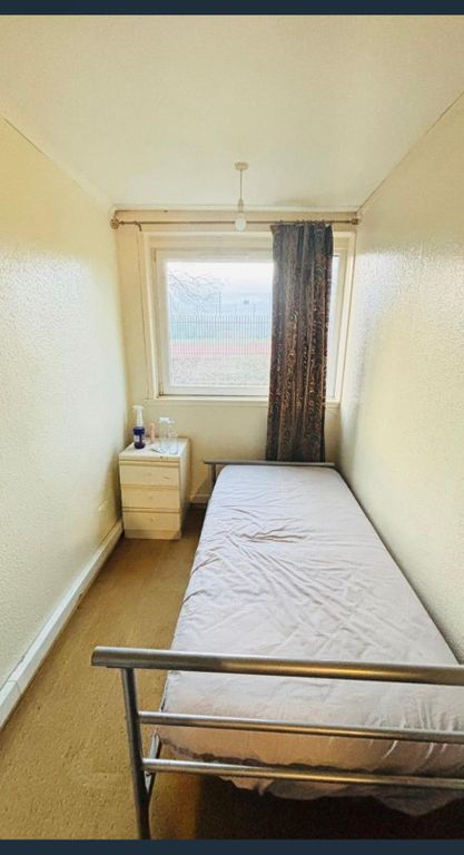 Property photo 3 of 3