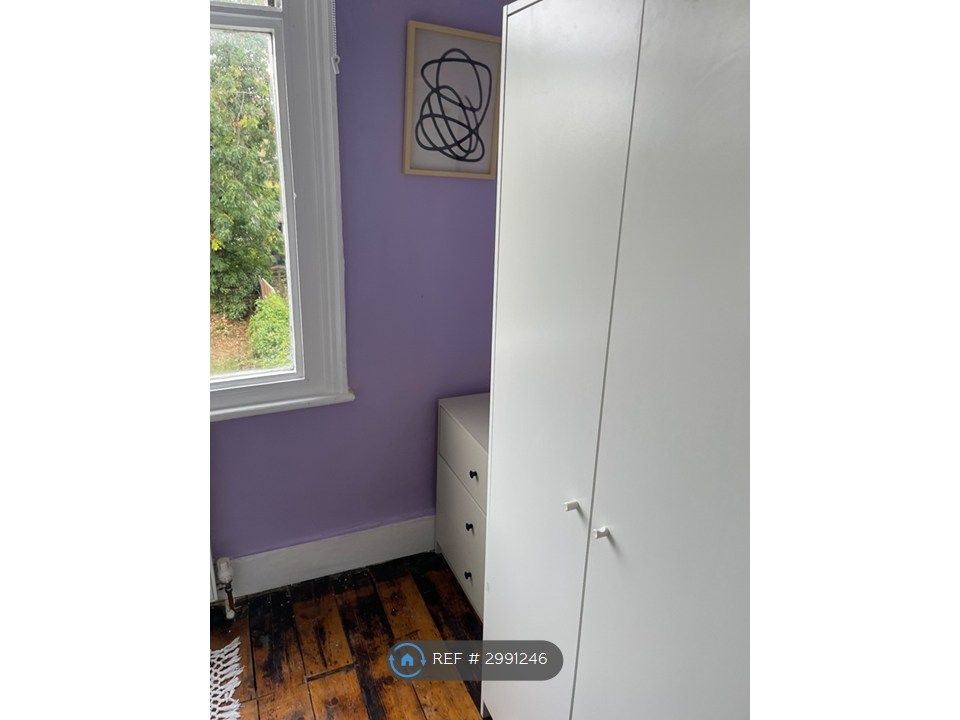 Property photo 2 of 4
