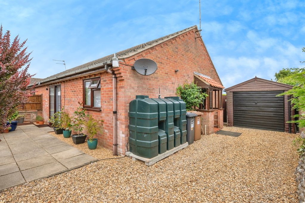 Property photo 1 of 16