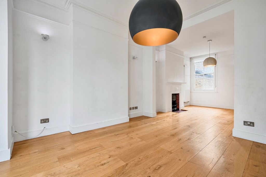 Property photo 3 of 14 Reception Room