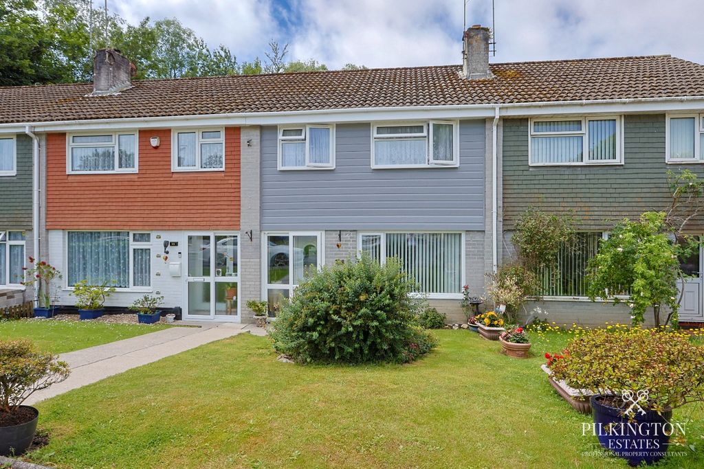 Property photo 1 of 12 4749621