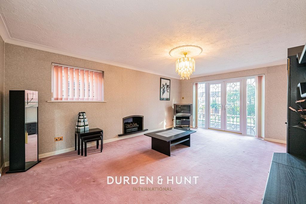 Property photo 2 of 28 Walk-18.Jpg