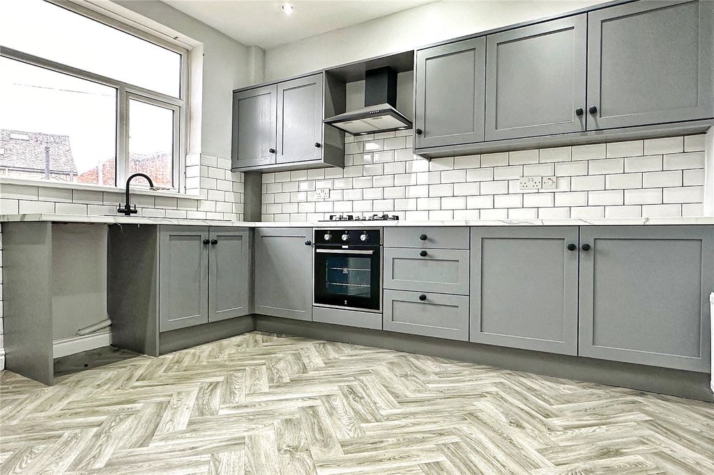 Property photo 1 of 15 Kitchen/Diner