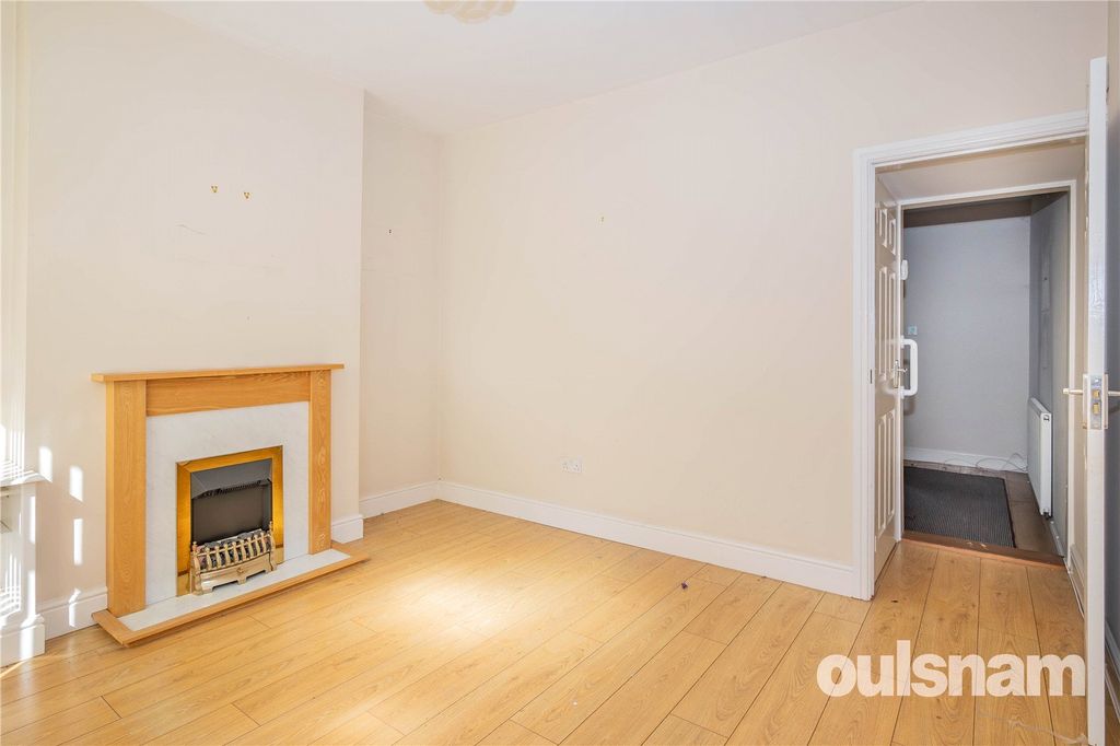 Property photo 3 of 16 Picture No. 07