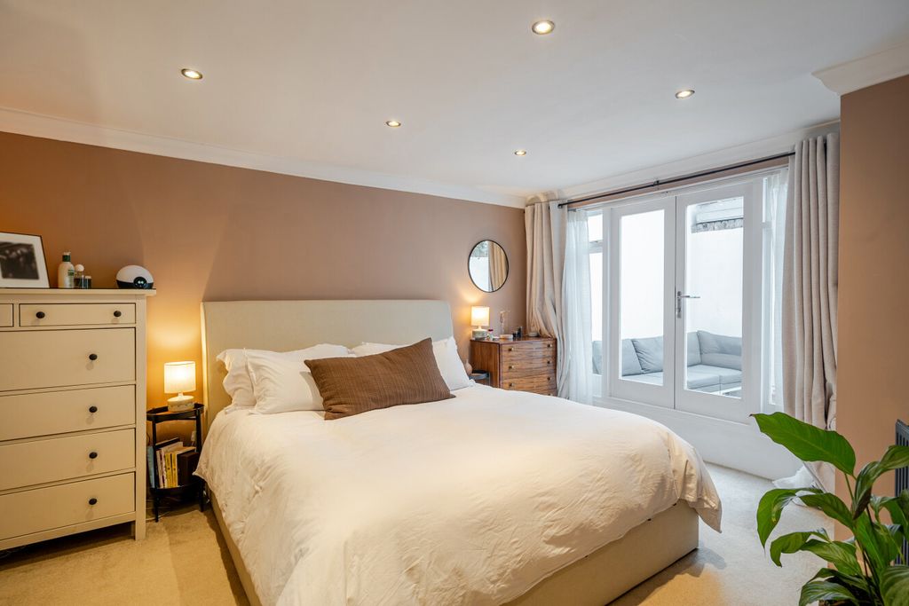 Property photo 3 of 23 1530054-13-1A1109...