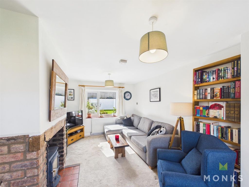 Property photo 2 of 25 Cam01348G0-Pr0805-Still009.Jpg