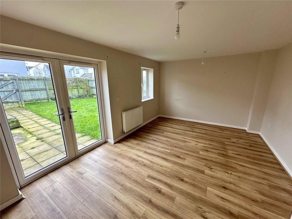 Property photo 2 of 13 Picture No. 31