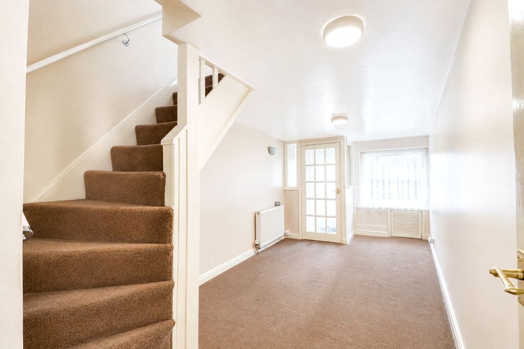 Property photo 3 of 11 3 - Picture No. 37