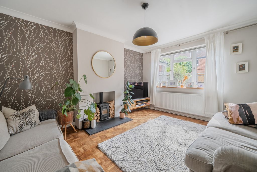 Property photo 2 of 22 1345607-12-68B18c...
