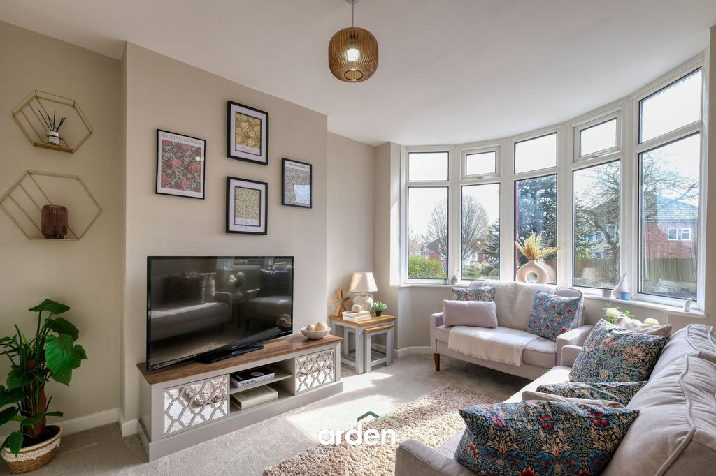 Property photo 3 of 18