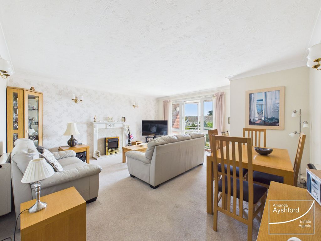 Property photo 2 of 24