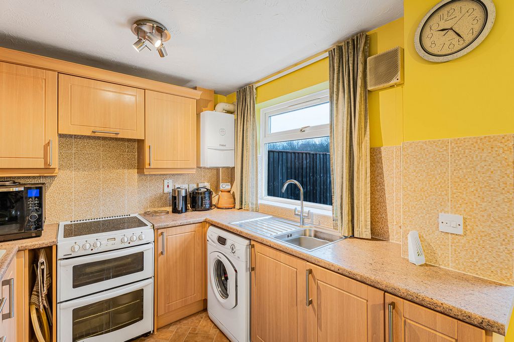 Property photo 3 of 16