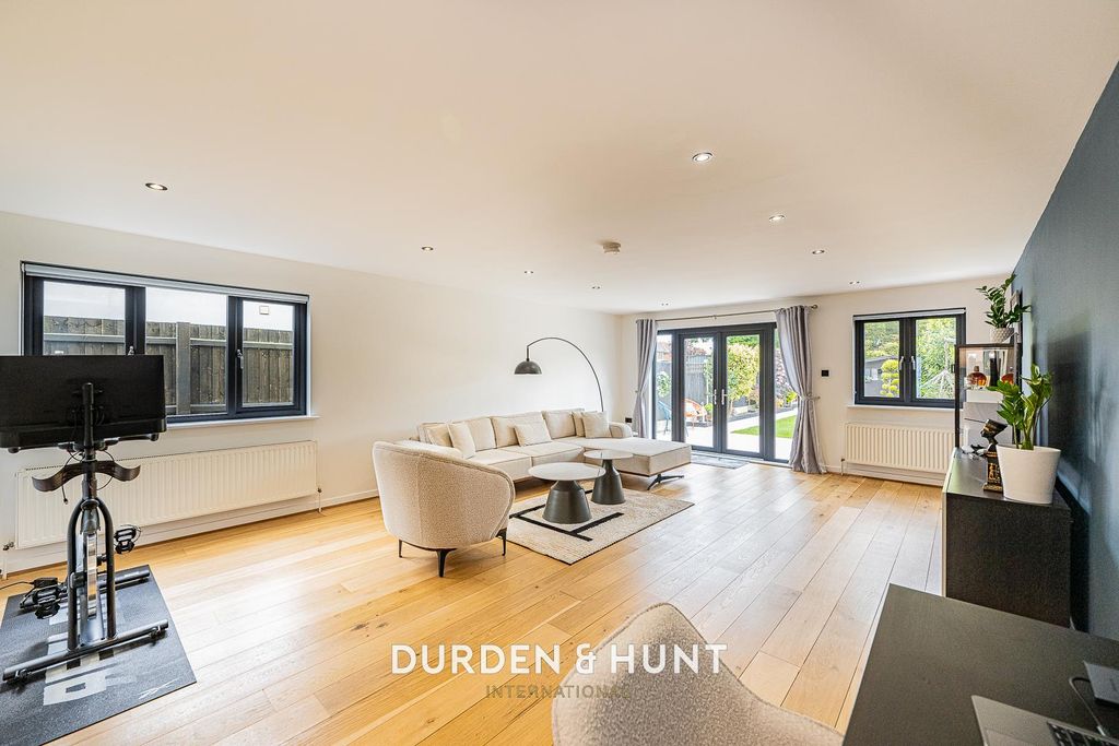 Property photo 2 of 34 Harold-24.Jpg