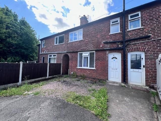 Property photo 1 of 8 4 Doncaster Grove Front.Jpg