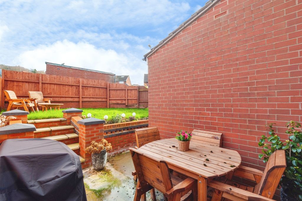 Property photo 3 of 21