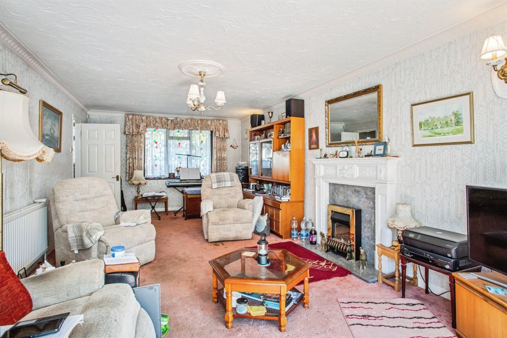 Property photo 3 of 15