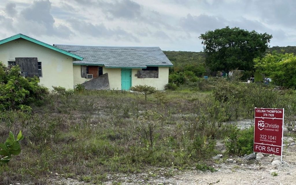 Property photo 3 of 6