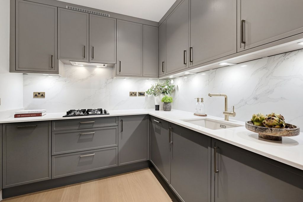Property photo 2 of 13 Kitchen