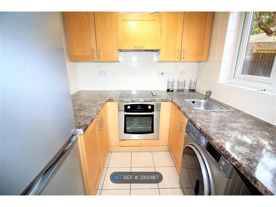 Property photo 3 of 8