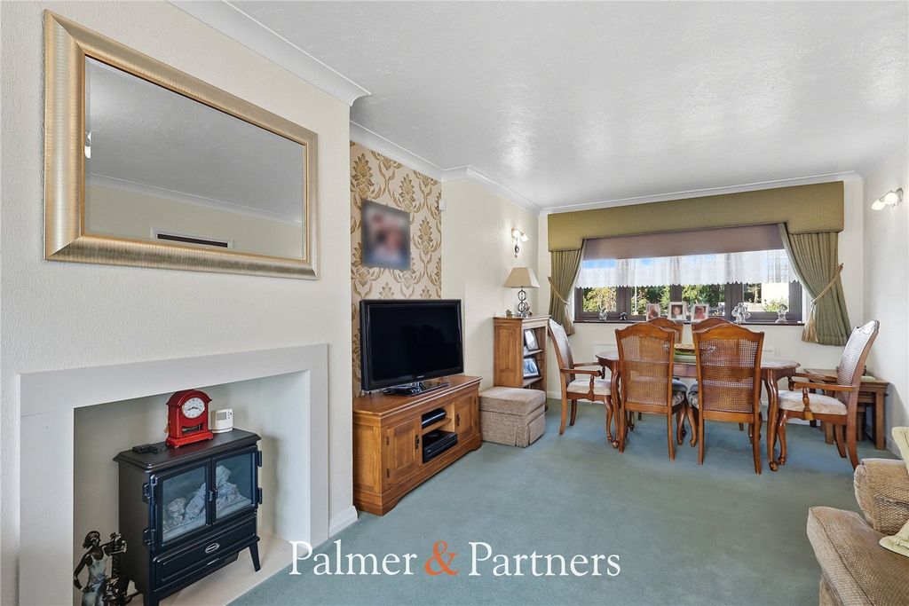 Property photo 3 of 26 Picture No. 08