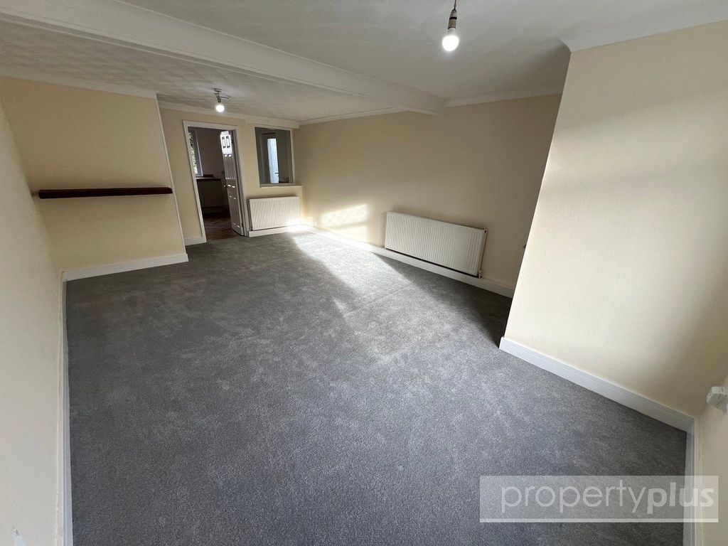 Property photo 3 of 11 Picture No. 08