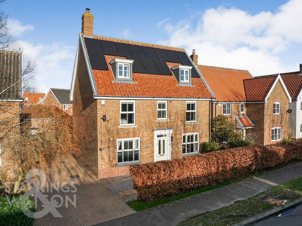 Property photo 1 of 33