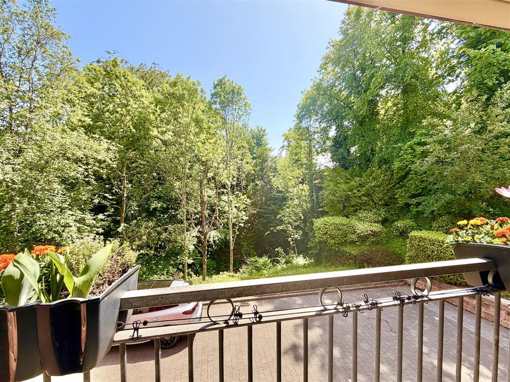 Additional image 7 of 4 bed town house for saleBurnside Gate, Hamilton ML3