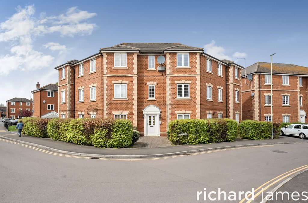 Property photo 1 of 12 0990Cad623824Fb895Ff9Bdc9Afd633d