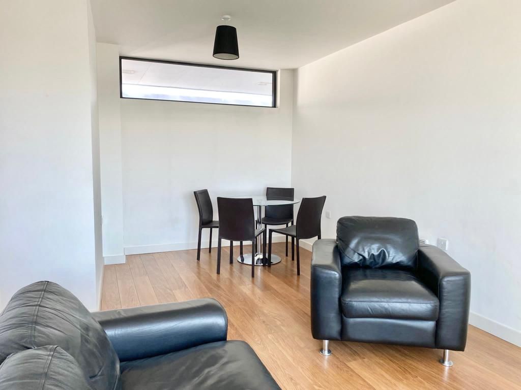 Property photo 3 of 10 Gallery