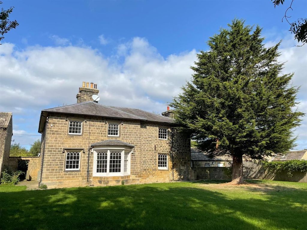 Property photo 1 of 7 Mill Farm External.Jpg