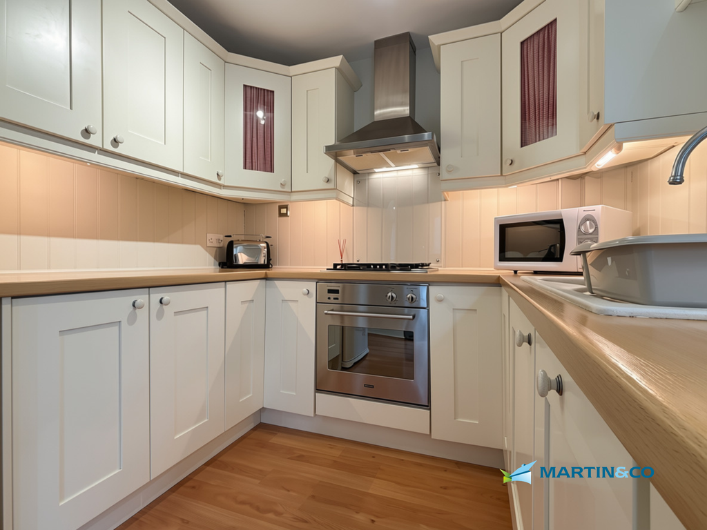 Property photo 2 of 12 9