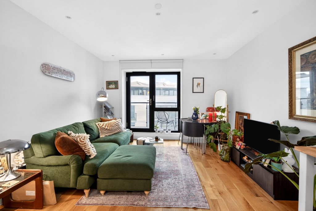 Property photo 1 of 15 Reception Room