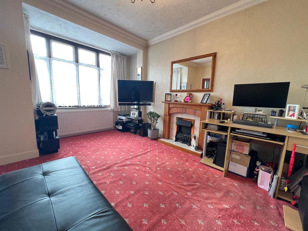 Property photo 3 of 16 03A.Jpg