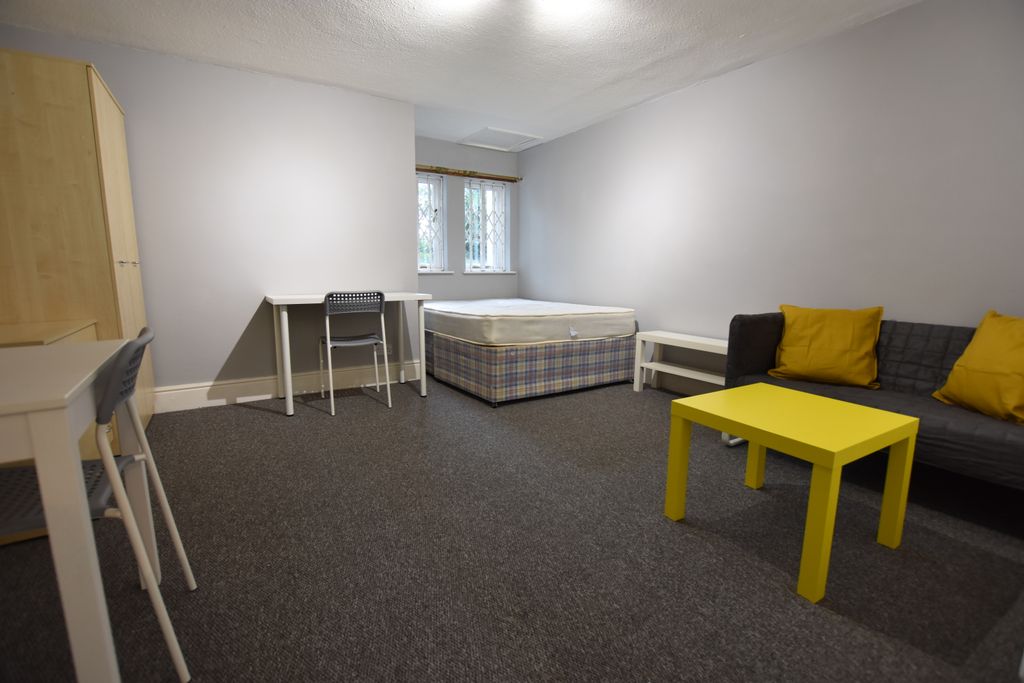 Property photo 2 of 4