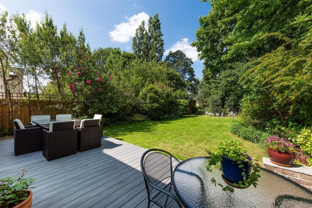 Property photo 2 of 3