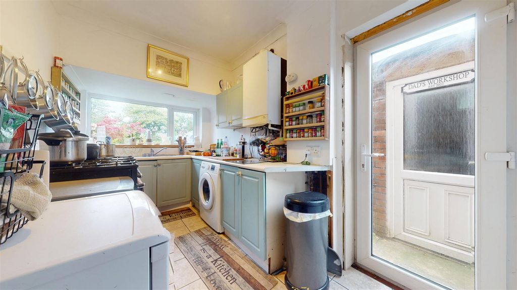 Property photo 3 of 19 Poplar Grove Kitchen
