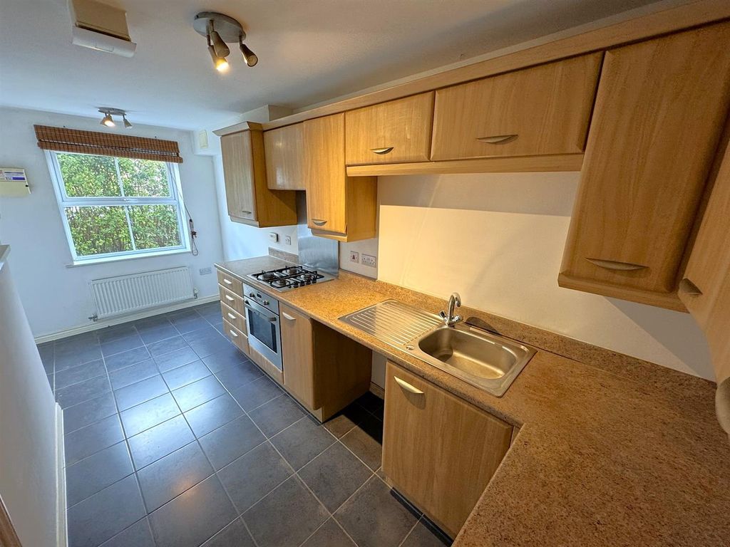 Property photo 3 of 33 Thumbnail_Image2.Jpg
