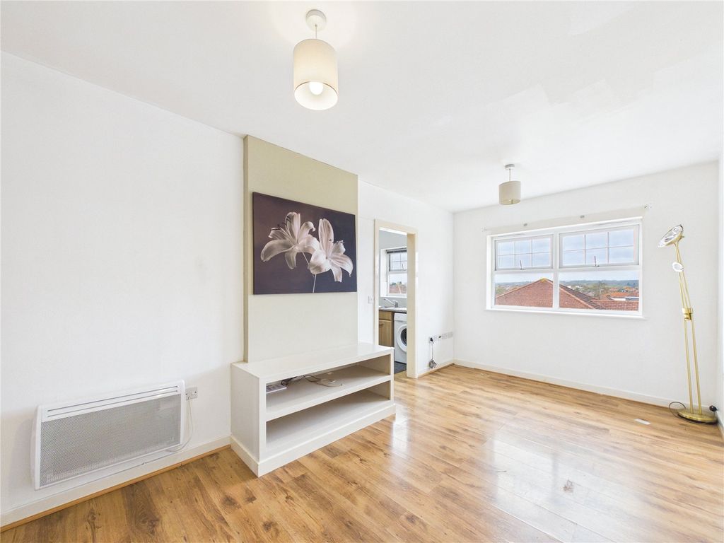 Property photo 2 of 20 Picture No. 25