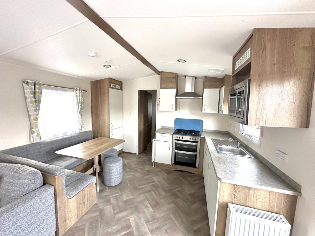 Property photo 1 of 9 Abi Trieste 2020 Ren0018099 57078845.Jpeg