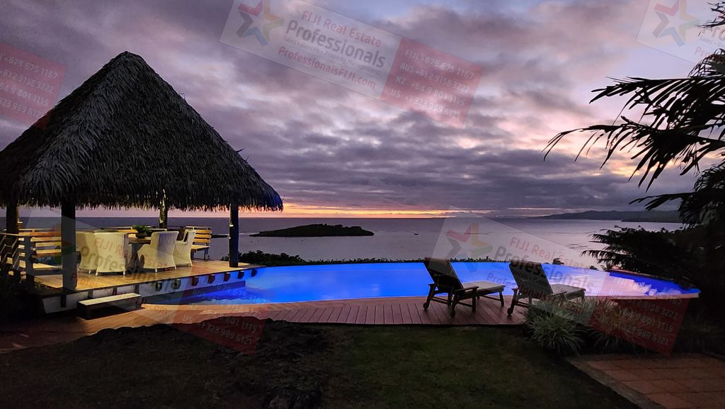 Property photo 2 of 35