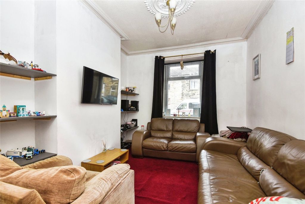 Property photo 2 of 17 Picture No. 06