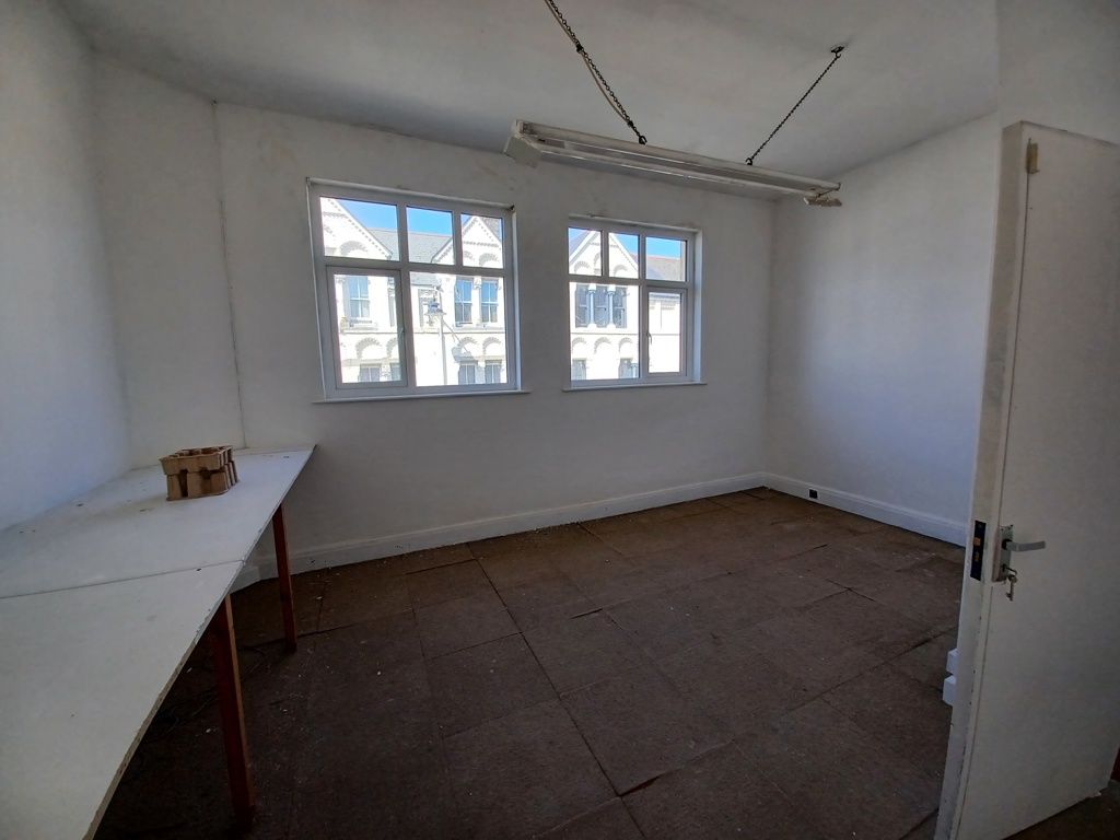 Property photo 2 of 4 Photo 1